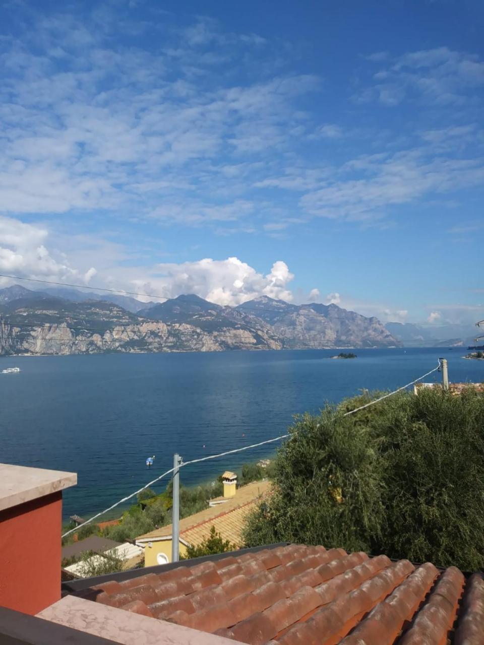 B&B Lil Brenzone sul Garda Luaran gambar